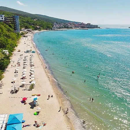 Apartment Roof Sea View 167,2loznice,4-7 Osob Sweti Wlas